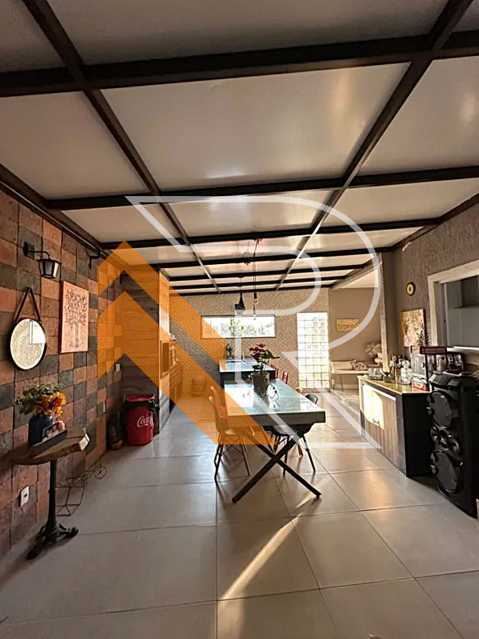 Casa de Condomínio à venda com 4 quartos, 292m² - Foto 9