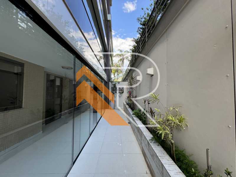 Apartamento à venda com 4 quartos, 260m² - Foto 19