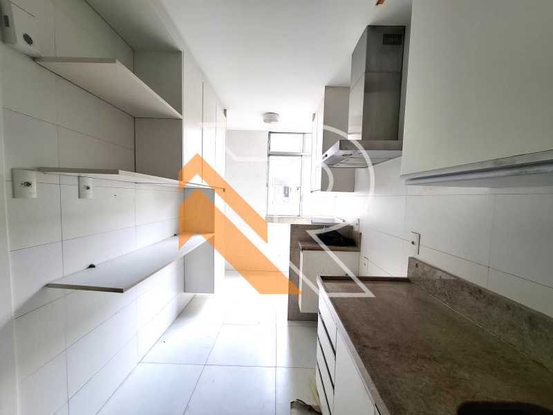 Apartamento à venda com 2 quartos, 93m² - Foto 6