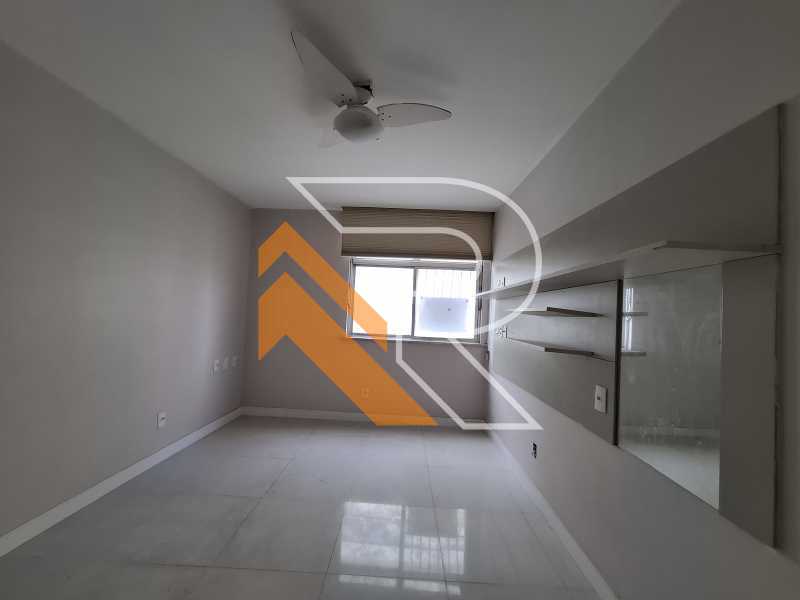 Apartamento à venda com 2 quartos, 93m² - Foto 18