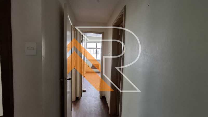 Apartamento à venda com 4 quartos, 159m² - Foto 12