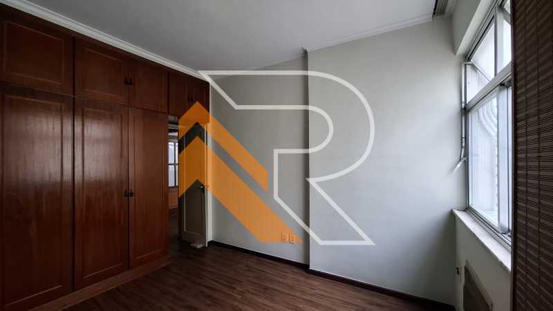 Apartamento à venda com 4 quartos, 159m² - Foto 19