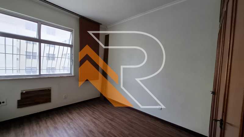 Apartamento à venda com 4 quartos, 159m² - Foto 21