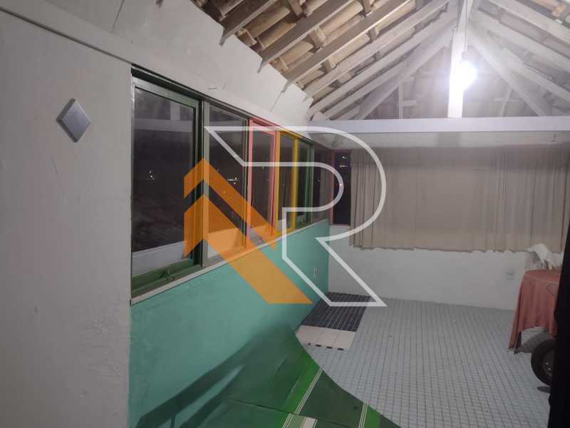 Casa à venda e aluguel com 3 quartos, 201m² - Foto 23