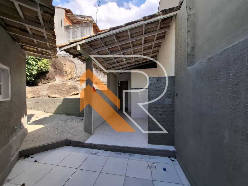 Casa à venda e aluguel com 3 quartos, 201m² - Foto 27