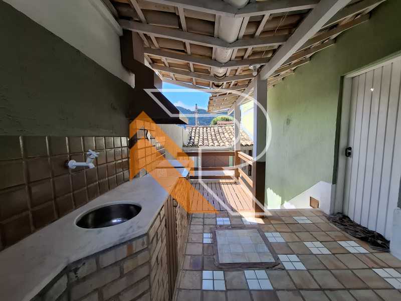 Casa à venda e aluguel com 3 quartos, 201m² - Foto 29