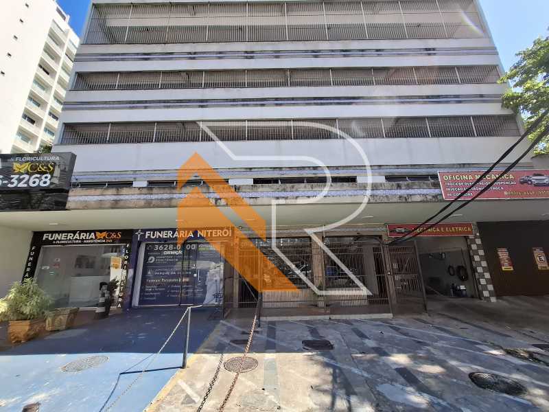 Cobertura à venda com 3 quartos, 125m² - Foto 2