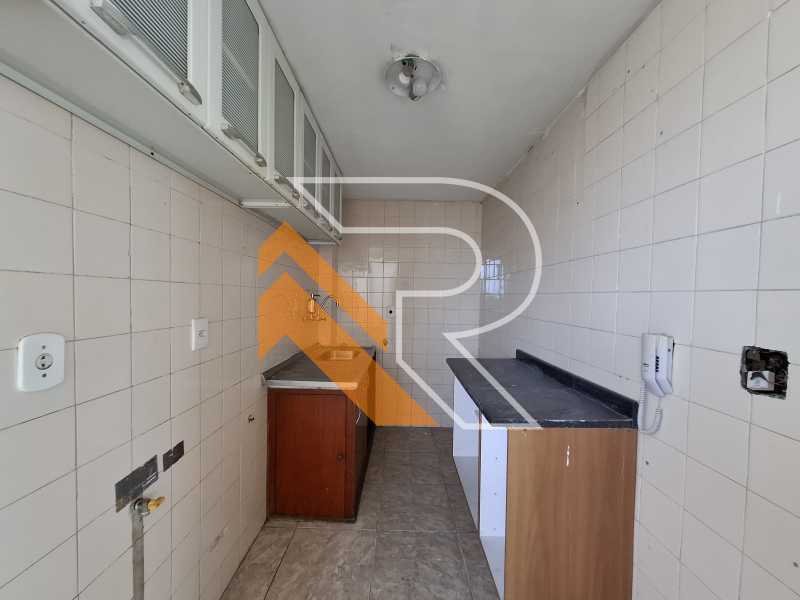 Cobertura à venda com 3 quartos, 125m² - Foto 13