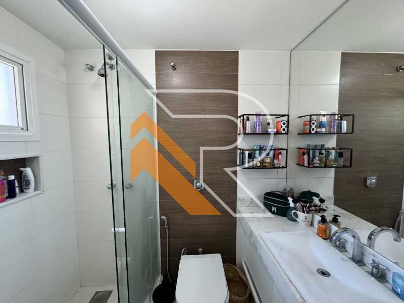 Casa de Condomínio à venda com 4 quartos, 310m² - Foto 27