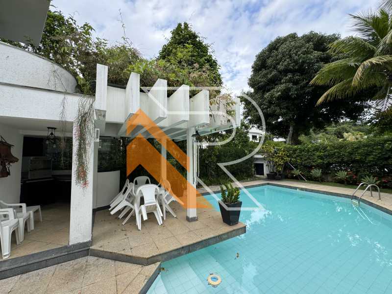 Casa de Condomínio à venda com 5 quartos, 494m² - Foto 16