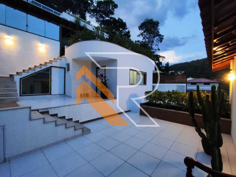 Casa de Condomínio à venda com 6 quartos, 855m² - Foto 18