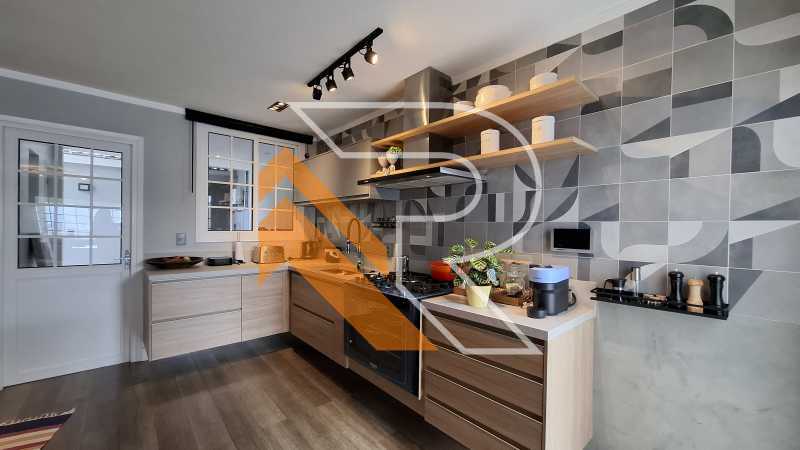 Casa à venda com 3 quartos, 297m² - Foto 9