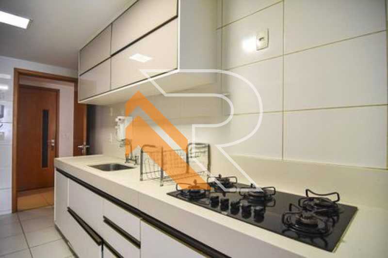 Apartamento à venda com 3 quartos, 117m² - Foto 16