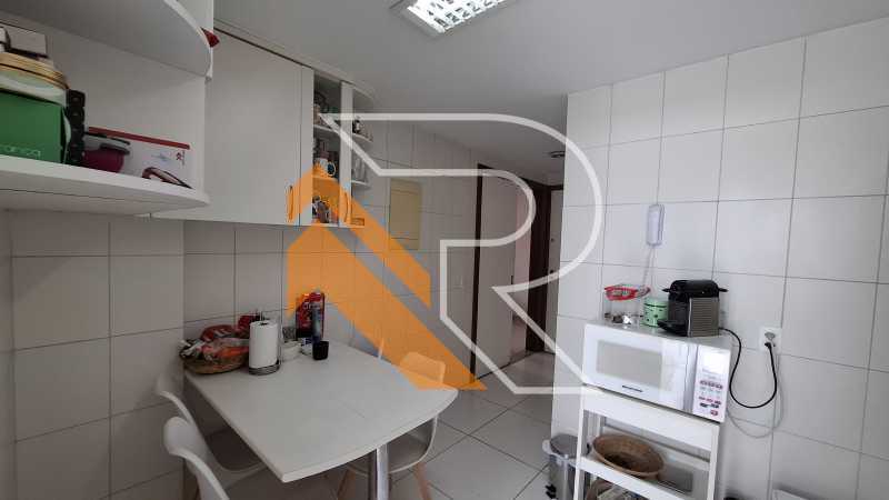 Apartamento à venda com 3 quartos, 115m² - Foto 23