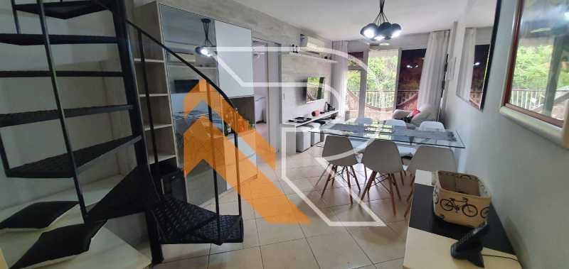 Cobertura à venda com 3 quartos, 200m² - Foto 3