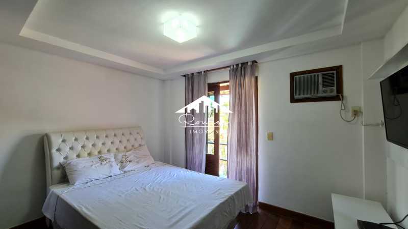 Casa de Condomínio à venda com 4 quartos, 500m² - Foto 19