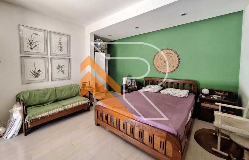 Casa à venda e aluguel com 3 quartos, 200m² - Foto 22