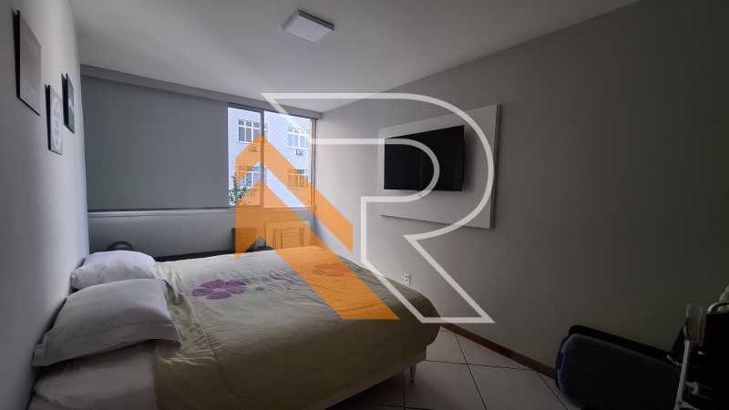 Apartamento à venda com 4 quartos, 243m² - Foto 11