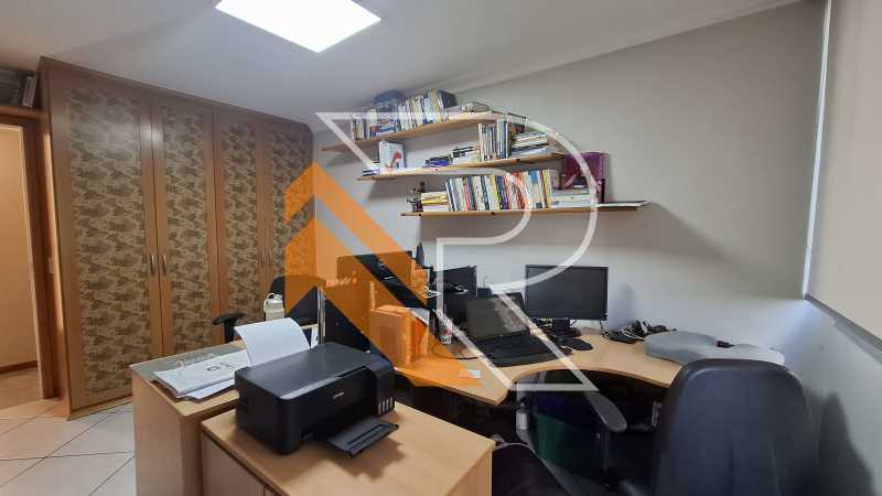 Apartamento à venda com 4 quartos, 243m² - Foto 23