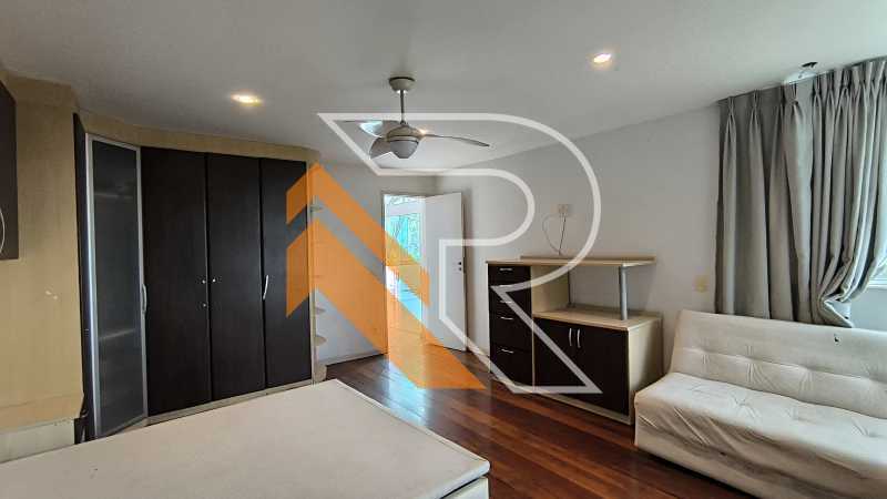 Casa de Condomínio para alugar com 5 quartos, 348m² - Foto 19