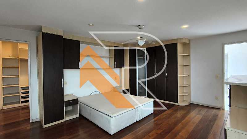 Casa de Condomínio para alugar com 5 quartos, 348m² - Foto 20