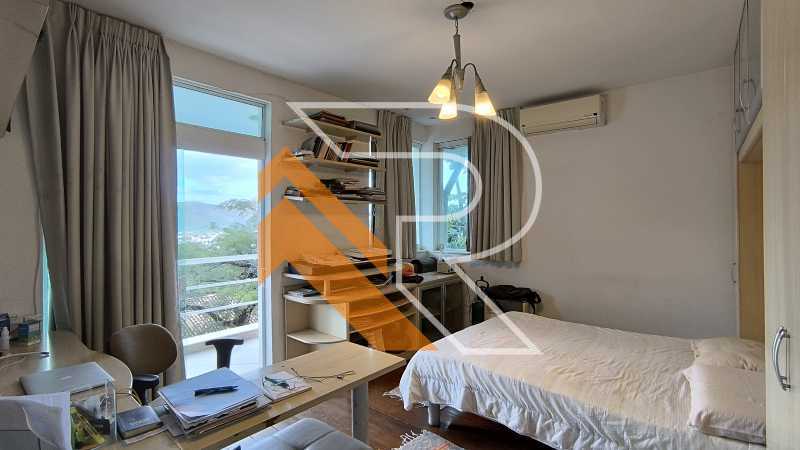 Casa de Condomínio para alugar com 5 quartos, 348m² - Foto 27