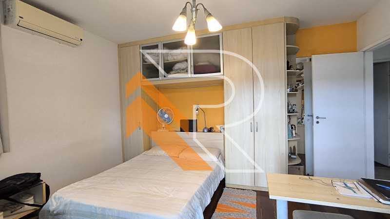 Casa de Condomínio para alugar com 5 quartos, 348m² - Foto 28