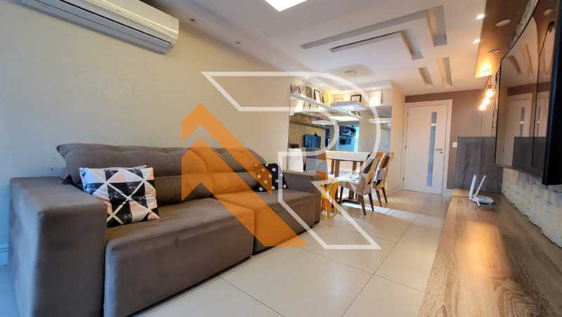 Cobertura à venda com 2 quartos, 77m² - Foto 6