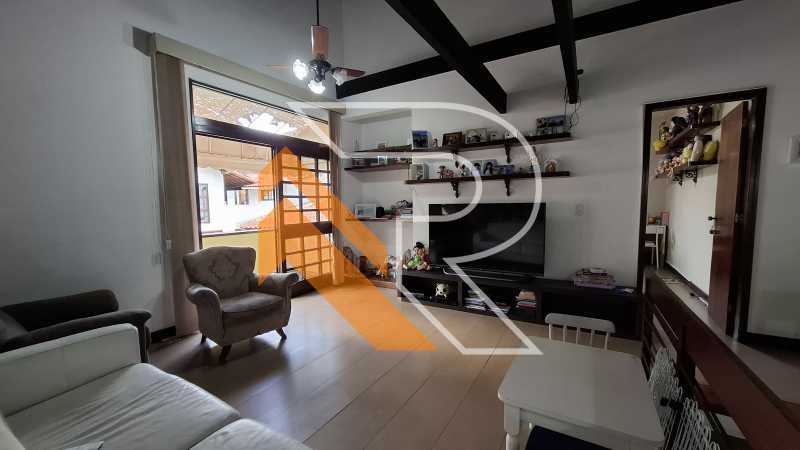 Casa de Condomínio à venda e aluguel com 4 quartos, 302m² - Foto 14
