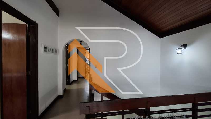 Casa de Condomínio à venda e aluguel com 4 quartos, 302m² - Foto 17