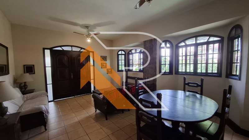 Casa à venda e aluguel com 3 quartos, 111m² - Foto 6