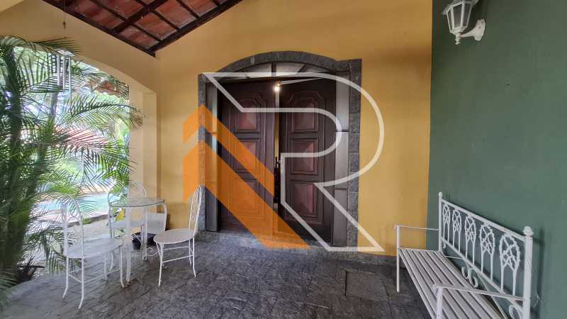 Casa à venda e aluguel com 3 quartos, 111m² - Foto 21