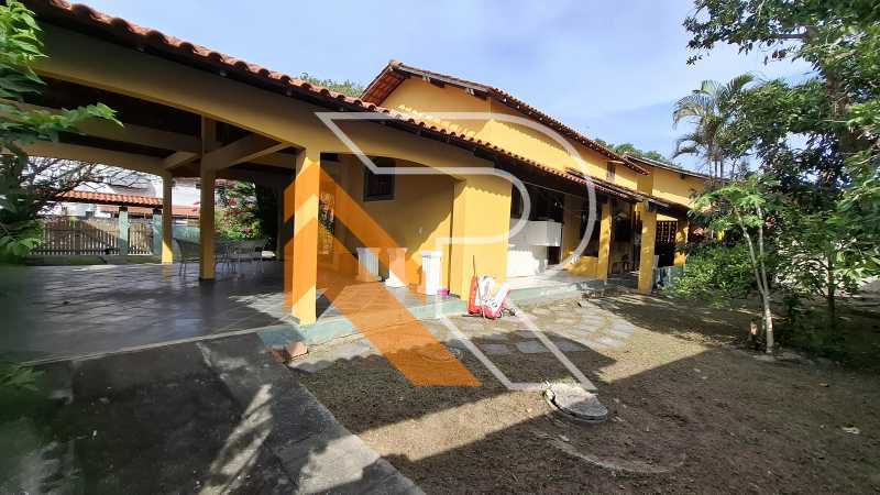 Casa à venda e aluguel com 3 quartos, 111m² - Foto 25