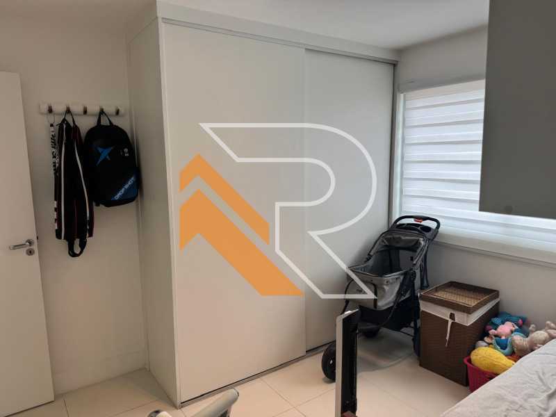 Apartamento à venda com 3 quartos, 126m² - Foto 8
