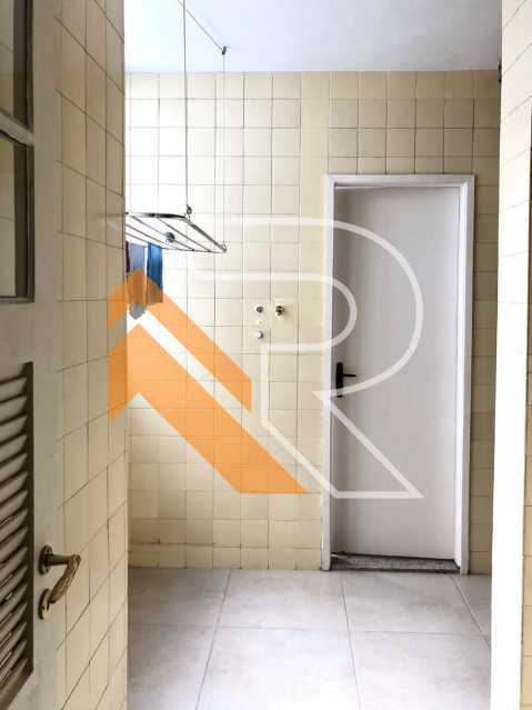 Apartamento à venda com 3 quartos, 115m² - Foto 28