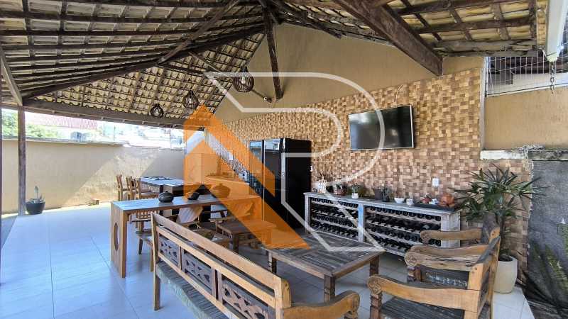 Casa à venda e aluguel com 4 quartos, 250m² - Foto 5
