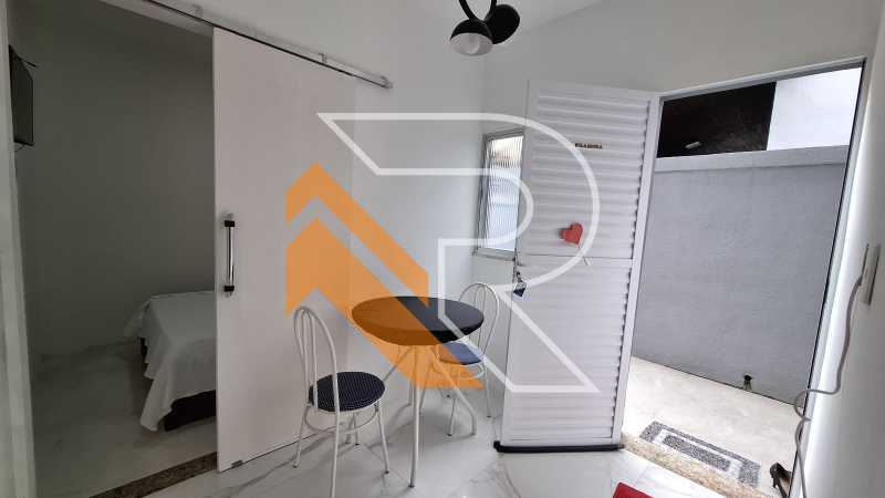 Casa à venda com 6 quartos, 274m² - Foto 24