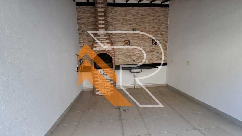 Casa à venda com 3 quartos, 164m² - Foto 2