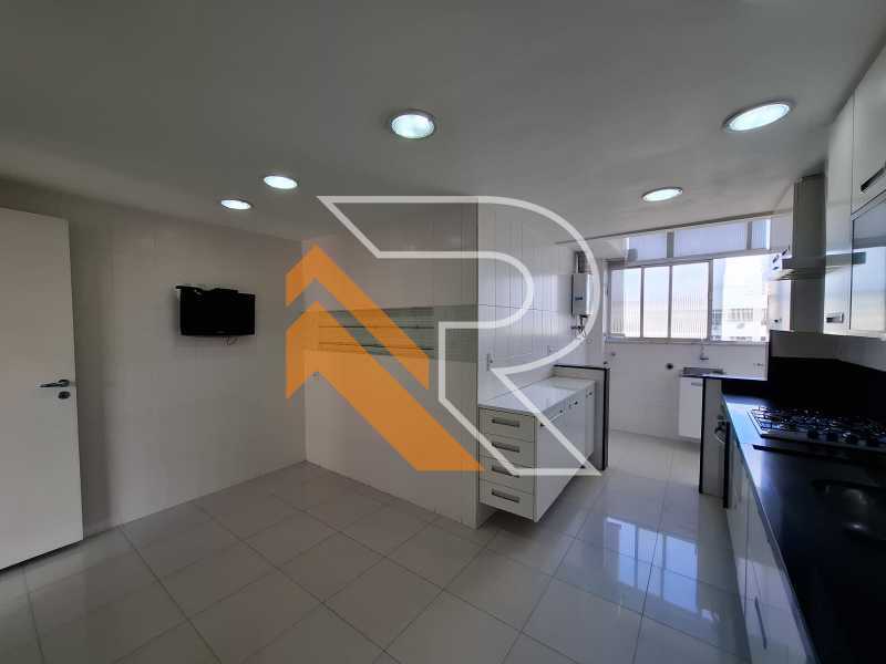 Apartamento, 3 quartos, 130 m² - Foto 3