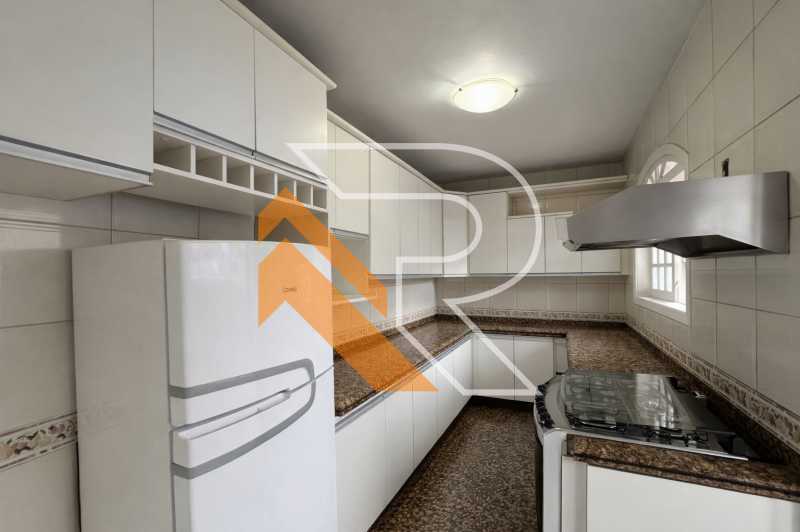 Casa, 5 quartos, 200 m² - Foto 4