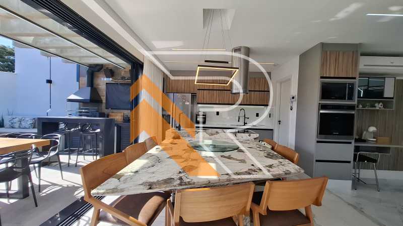 Casa, 3 quartos, 209 m² - Foto 5