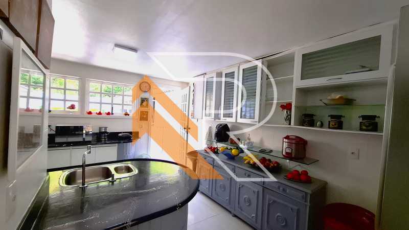 Casa, 4 quartos, 220 m² - Foto 14