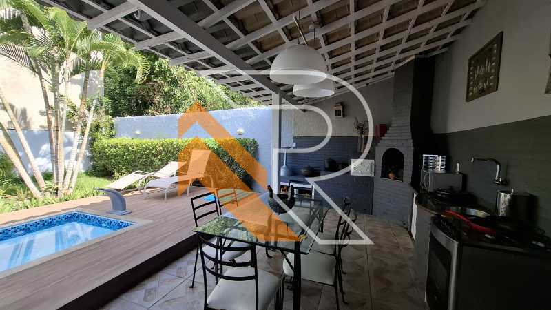 Casa, 4 quartos, 220 m² - Foto 29