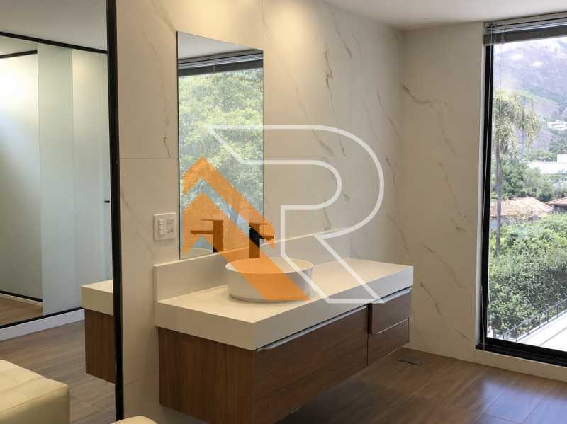 Casa, 3 quartos, 270 m² - Foto 8