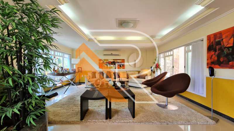 Casa de Condomínio à venda com 4 quartos, 280m² - Foto 9