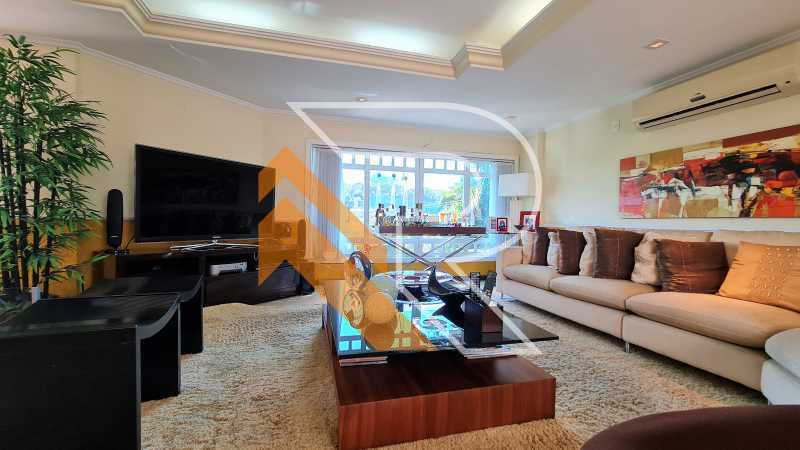 Casa de Condomínio à venda com 4 quartos, 280m² - Foto 12