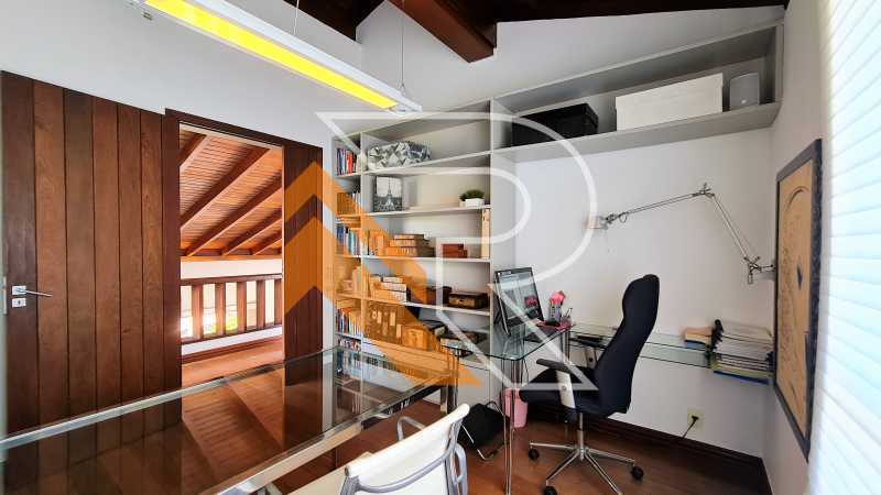 Casa de Condomínio à venda com 4 quartos, 750m² - Foto 18