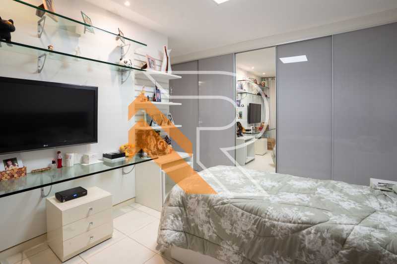 Casa de Condomínio à venda com 3 quartos, 500m² - Foto 28