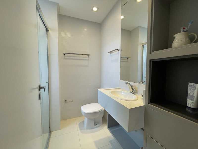 Apartamento à venda com 4 quartos, 182m² - Foto 17