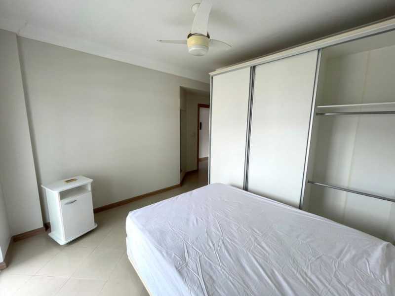 Apartamento à venda com 4 quartos, 145m² - Foto 15